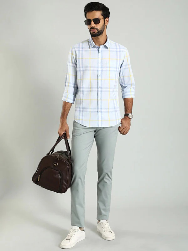 Indian Terrain Men's Slim Fit Solid Blue Trousers